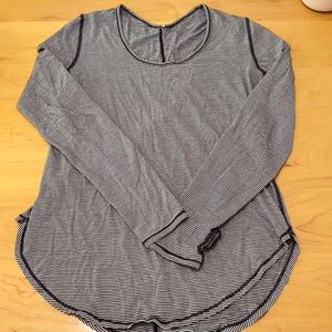 Lululemon long sleeve top